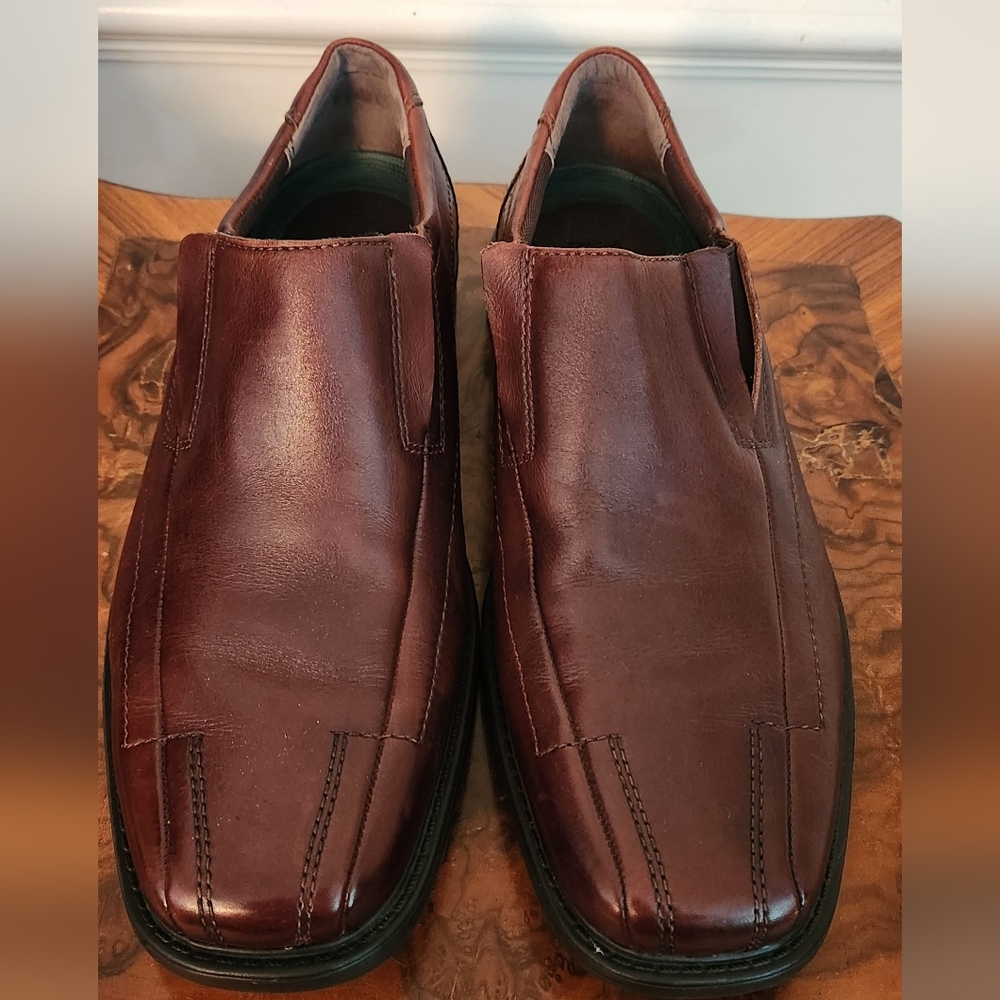 Clark's men's slip on shoes